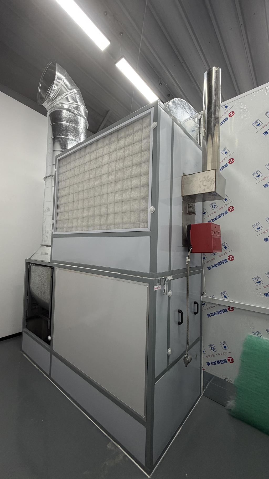 Luxury 7m Spray Booth Internal ramp Car Paint Room with Electric/Diesel Heating