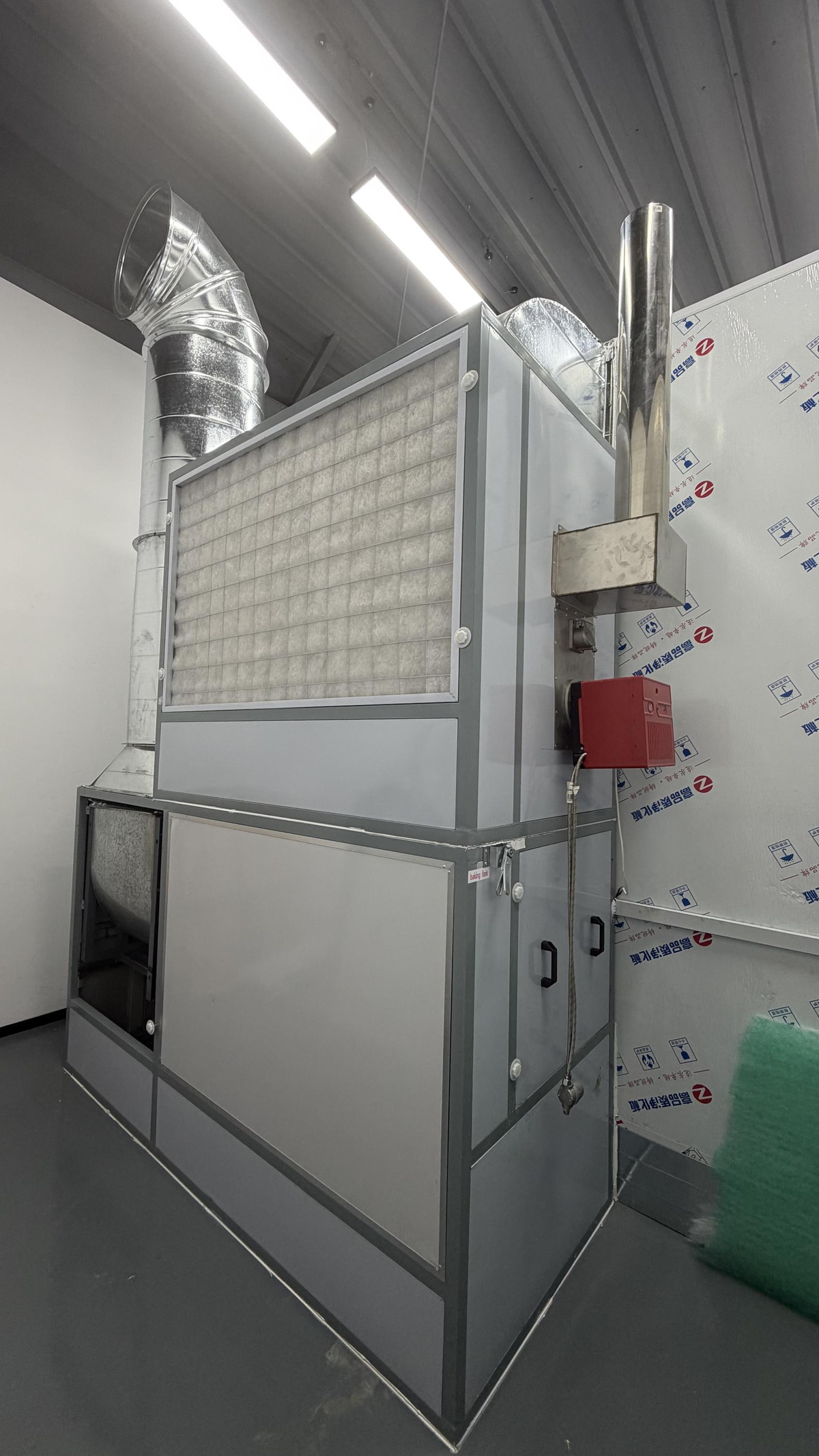 Luxury 7m Spray Booth Internal ramp Car Paint Room with Electric/Diesel Heating