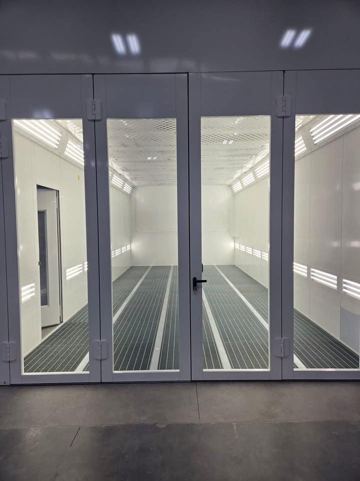 Luxury Pit-Type Car Spray Painting Booth with Electric/Diesel Heating