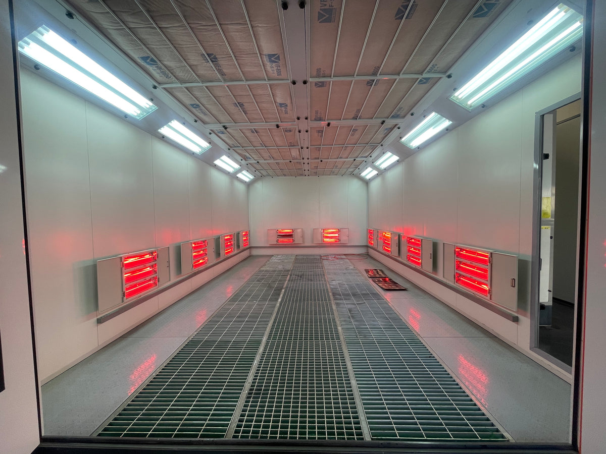 Boscar Three Rows Grills Floor Grating Spray Booth with Left or Right Hand Fan Direction
